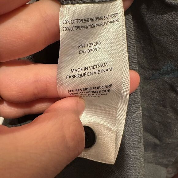 Travis Mathew’s Button Downs Men’s Grey Size Medium - Picture 5 of 5